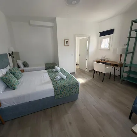 Guest house O Tourinho Ferrel (Leiria)